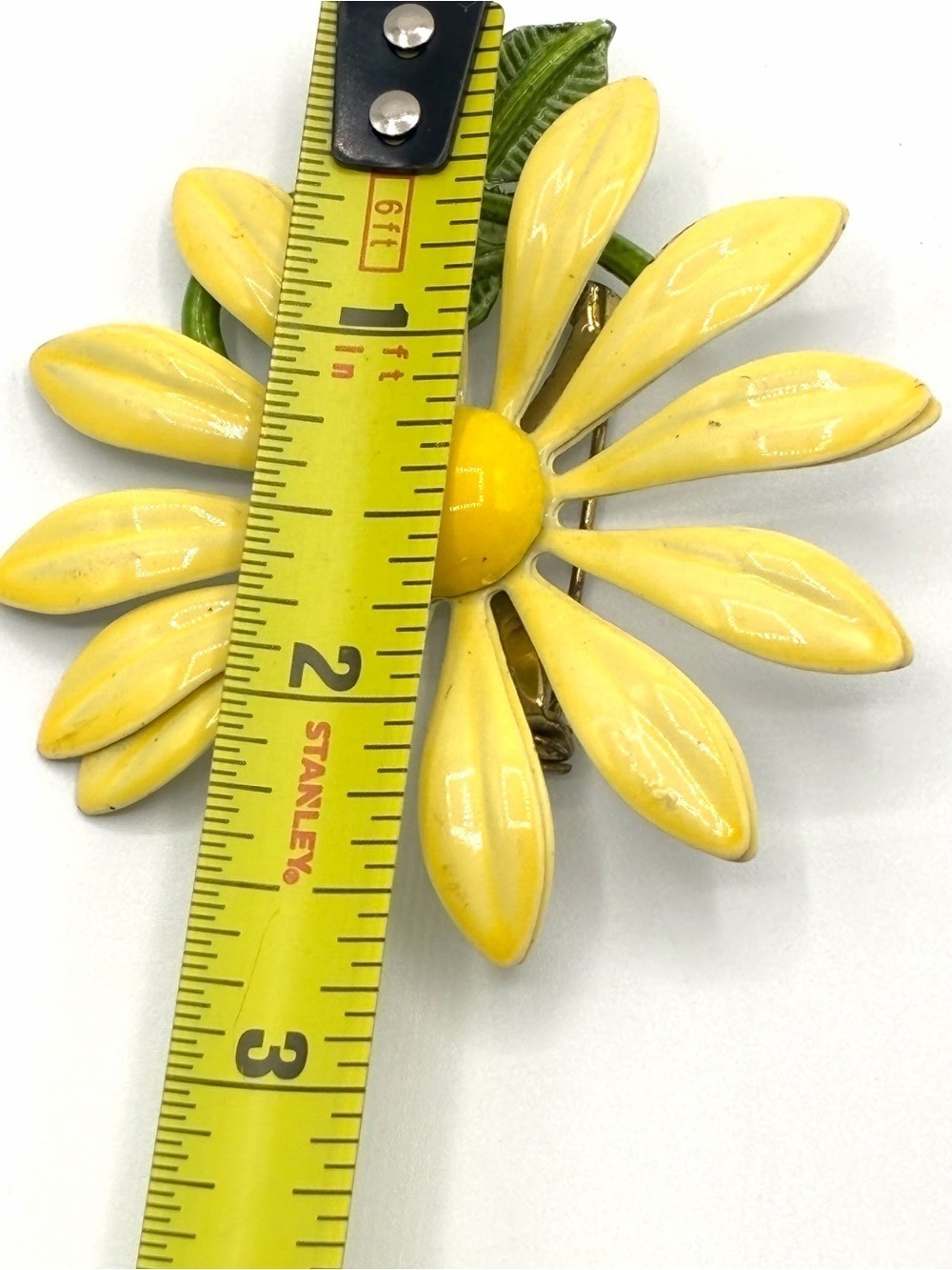 Vintage Yellow Daisy Flower Brooch Enamel Mid Century Floral Pin - Picture 11 of 11